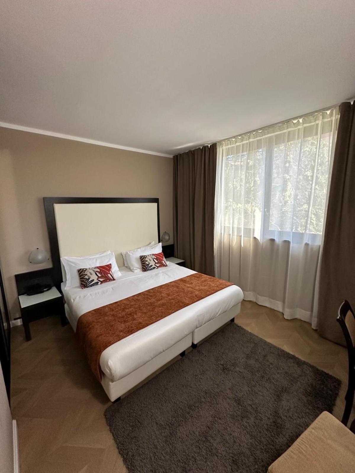 Hotel Comtur 4*