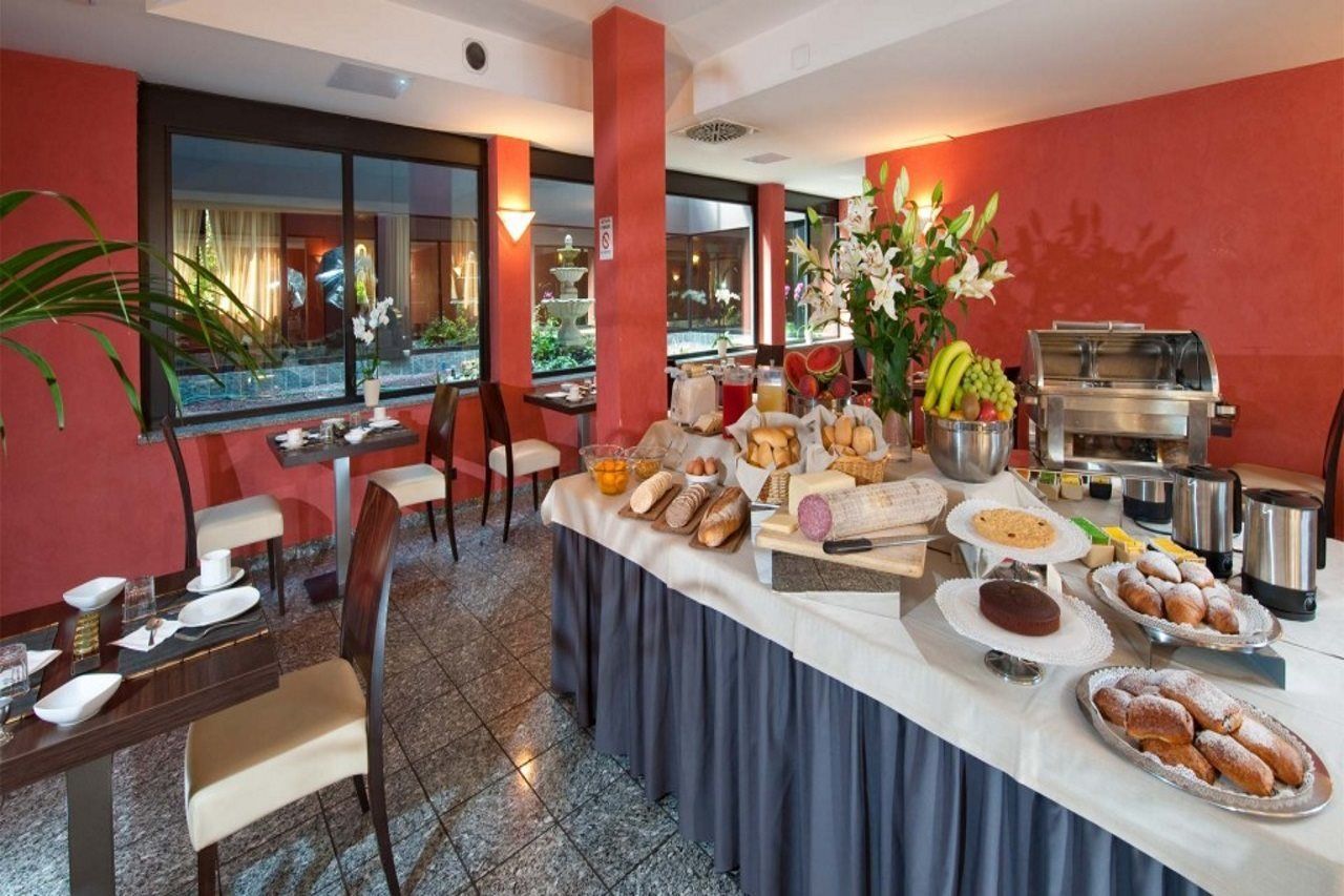 Hotel Comtur Binasco